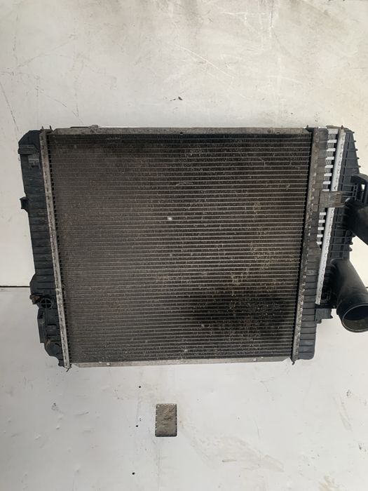 Радіатор інтеркулер мерседес АТЕГО  815