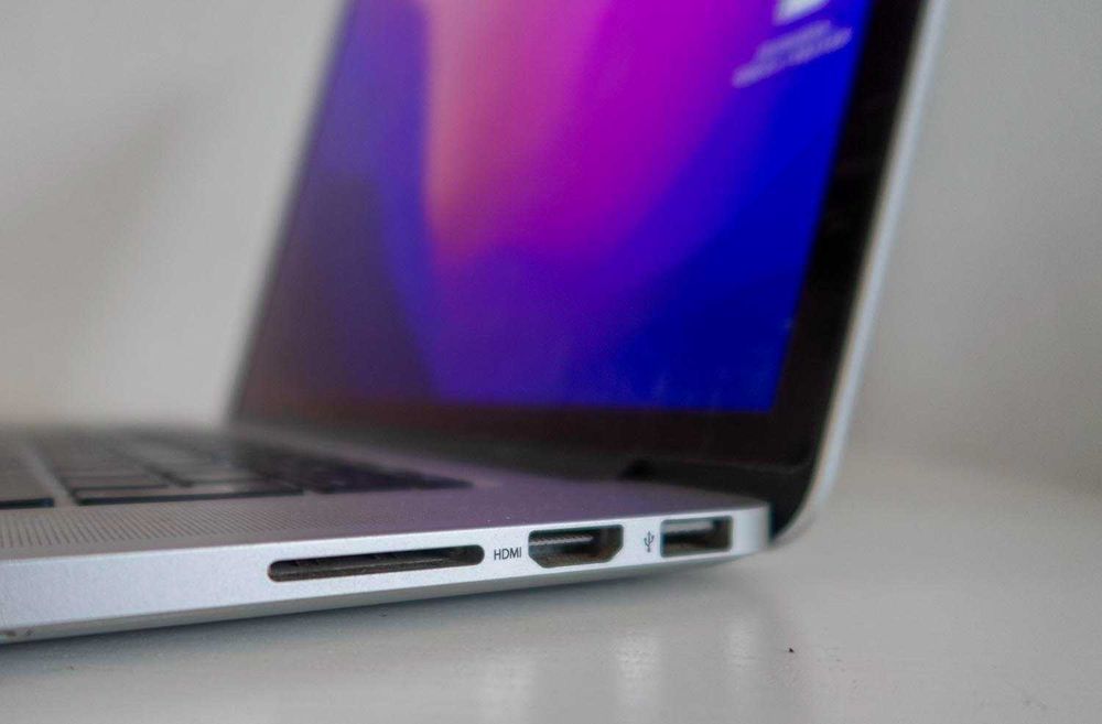 MacBook Pro Retina 15" (2015) | i7 Quad-Core | 16GB RAM | SSD