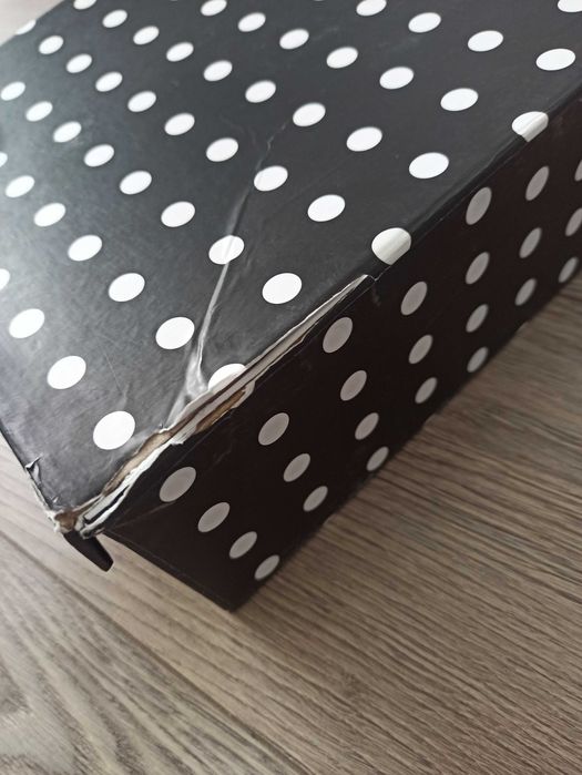 Набір валіз, коробки-чемодани