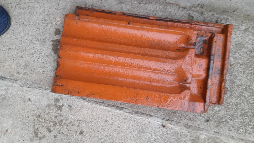 Австрійська черепиця в гарному стані