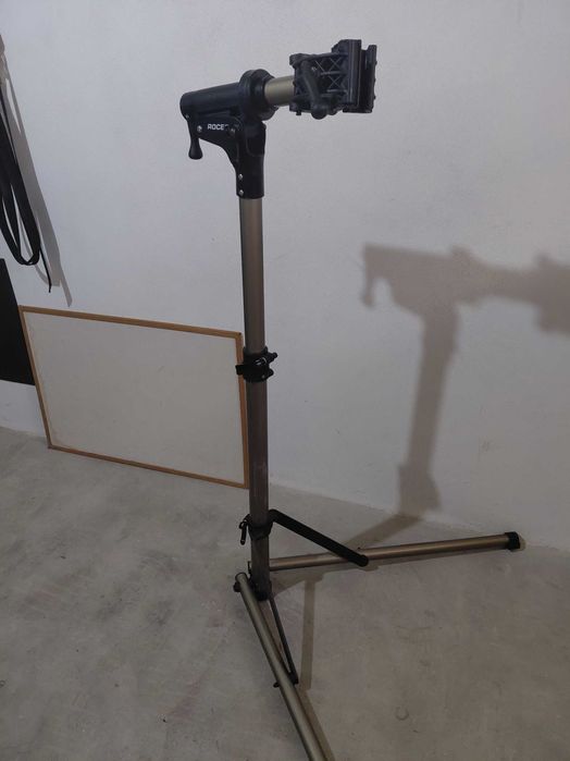 Suporte manutenção bike ROCES oferta kit MUC-OFF