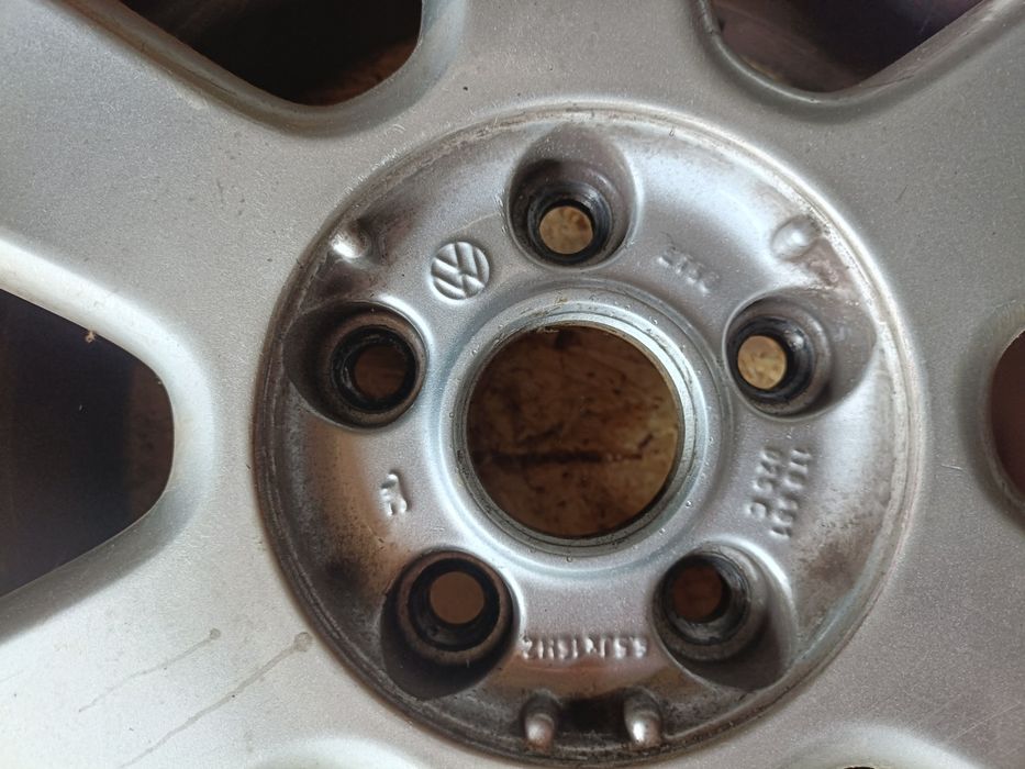 3 jantes originais VW