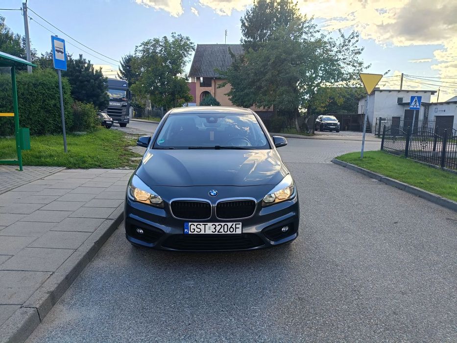 BMW Seria 2 pierwszy właściciel w Polsce,super stan,niski przebieg 74 tys,śliczny