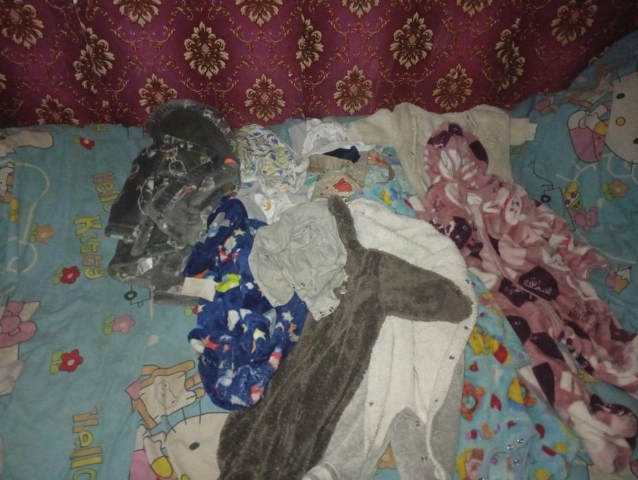 Продам дитячі речі