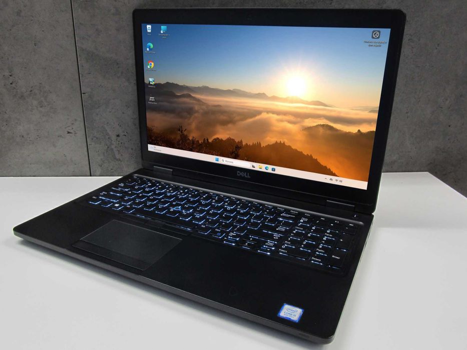 Dell Latitude 5590 i5 8350U Ram 8GB dysk 256SSD Full HD IPS Gwarancja Windows 11 Laptop do pracy biura domu warsztatu biznesowy na Komunię OKAZJA
