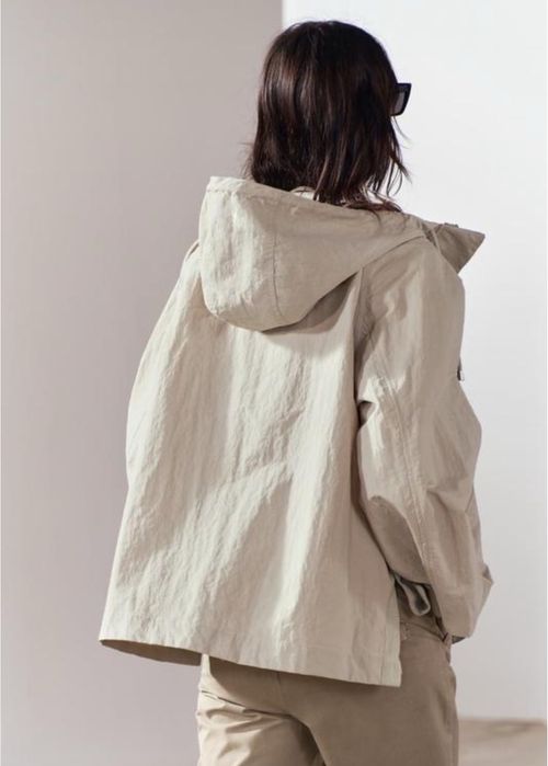 Стильна парка від ZARA