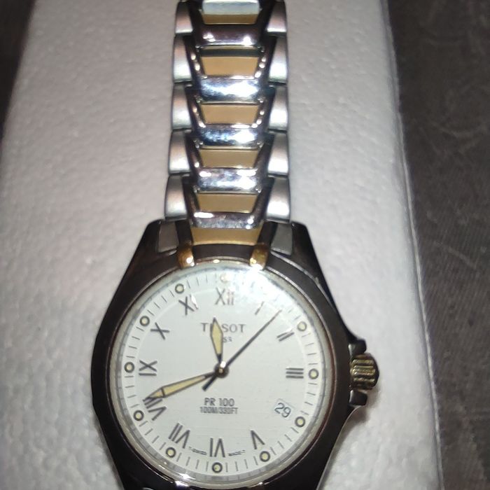 Годинник Tissot pr100