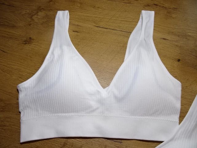 Primark biustonosze 2 viale sportowe nowe S