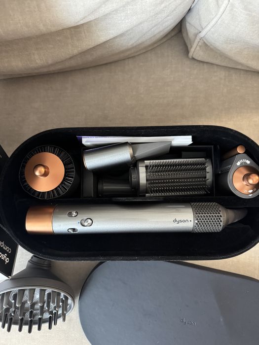 Стайлер Dyson HS05