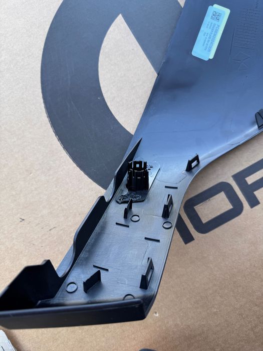 DODGE RAM 1500 2019-24 Listwa Zderzaka Prawa 68404346AA Wersja REBEL