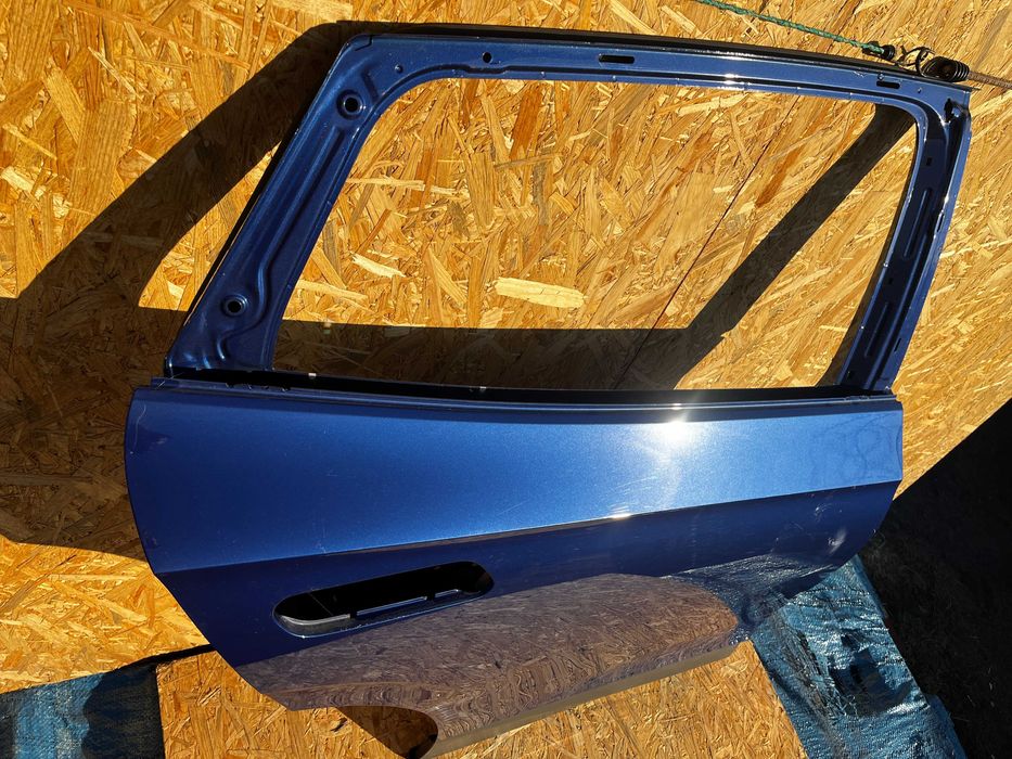 Drzwi tylne prawe listwa VW ID4