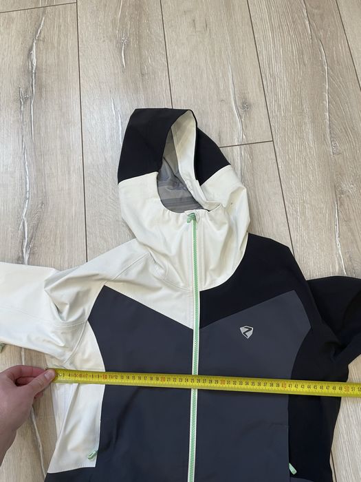 Жіноча лижна куртка штормовка Ziener neila