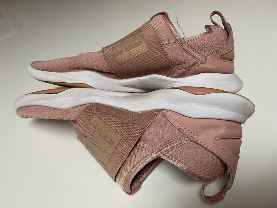 Buty damskie PUMA 38