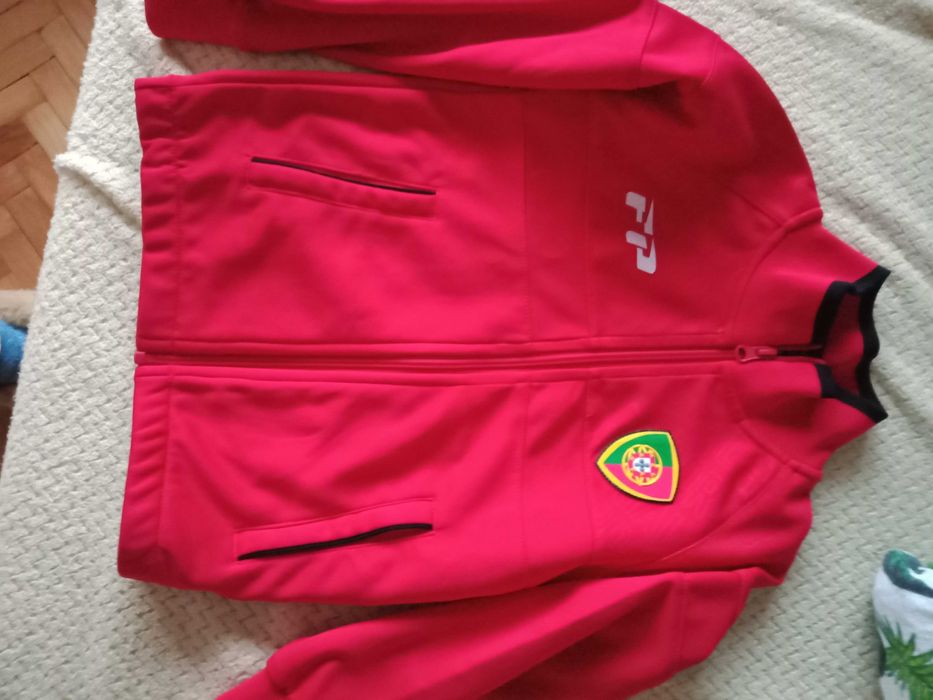 4 bluzy chłopięce+sweterek