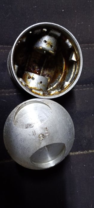 Поршні МТ,Днєпр 77.95 нові СССР