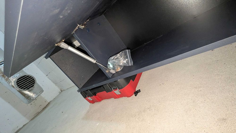 Szafka wisząca PULA 130 cm granatowa