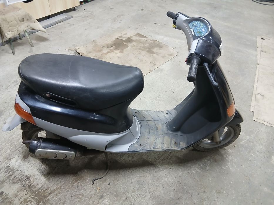 Скутер piaggio zip 2t