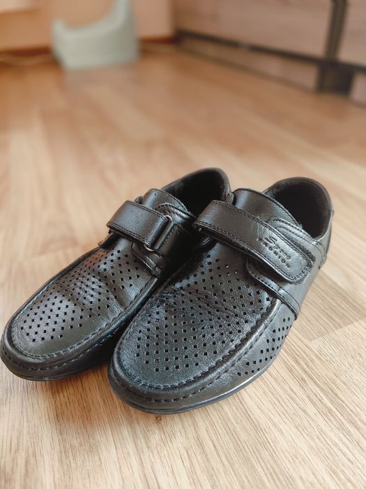 Продам туфлі дитячі, розмір 34