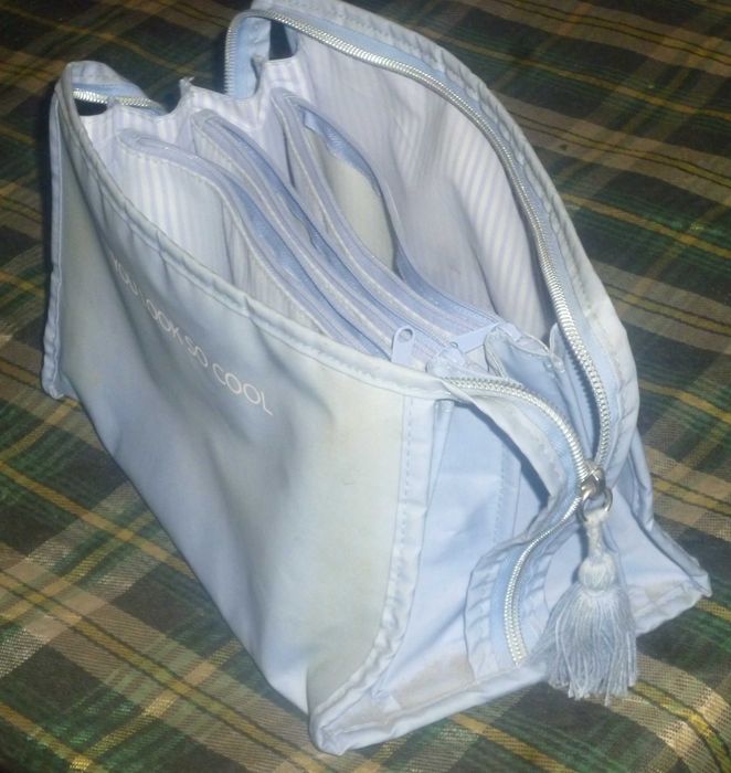 Продам косметичку