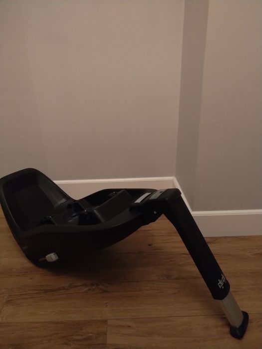 Foteliki Maxi cosi Rock, Pearl Pro i baza 2wayfix