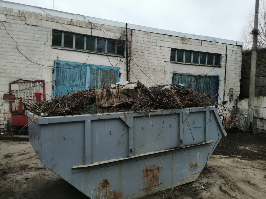 Вывоз строительного мусора контейнером Вивіз будівельного сміття