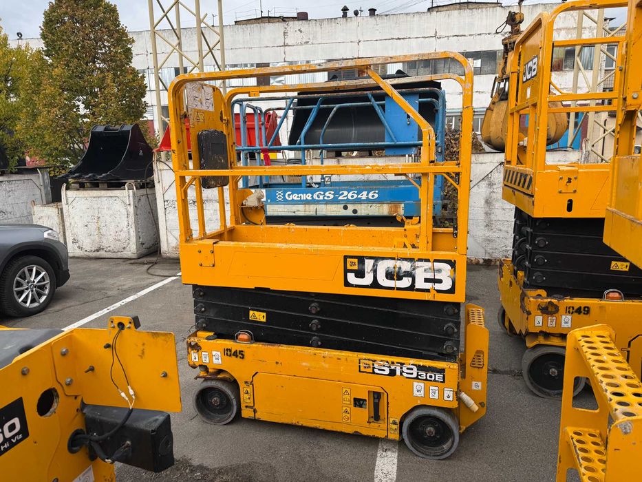 Електричний ножичний підйомник JCB S1930E 8 метрів, 230 кг