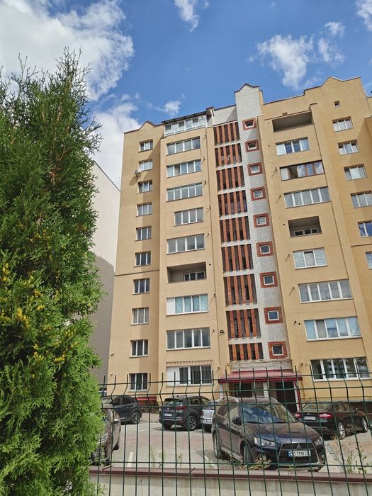 Продаж 3 кім. Сира. Цегляний будинок.  4 поверх