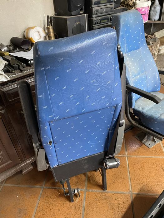 Banco retrátil ambulância
