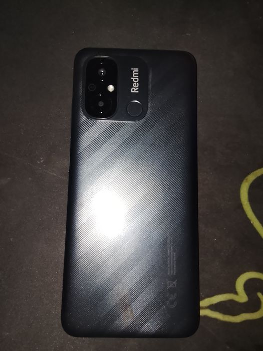 Продам телефон redmi 12c