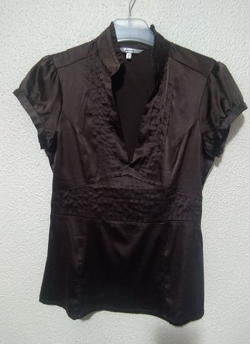 Blusa cetim castanho L