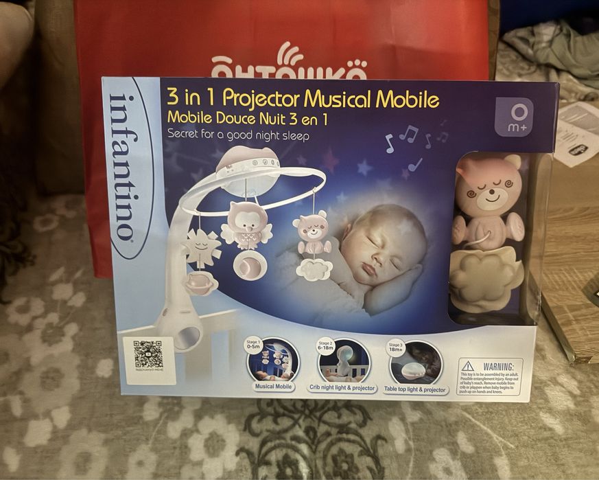 Детский мобиль в кроватку