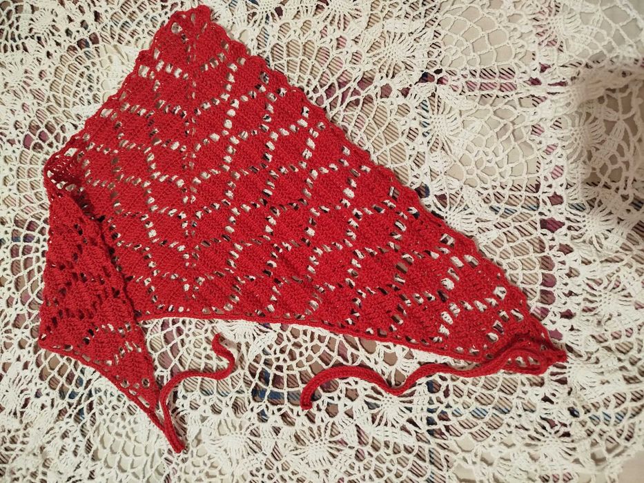 Косынка на голову вязаная