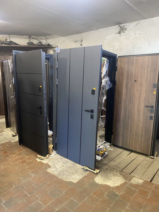 Вхідні двери б/у та нові