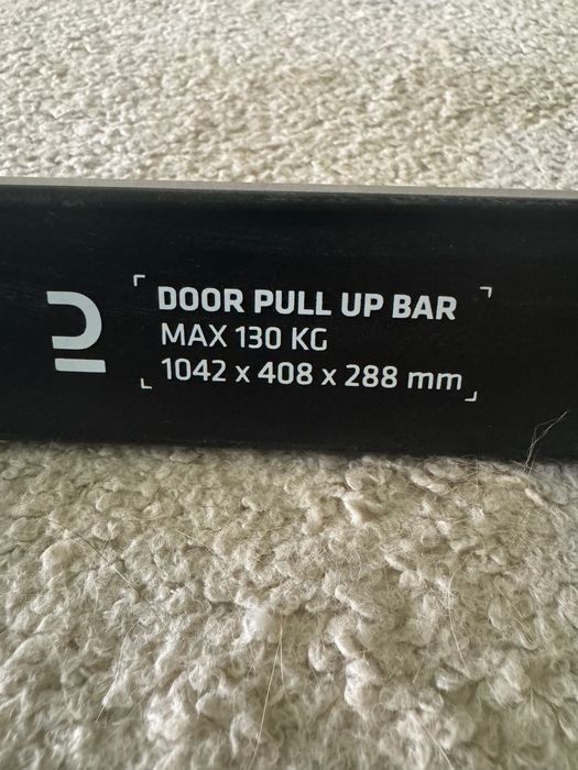 Door Pull-Up Bar513809112473292802