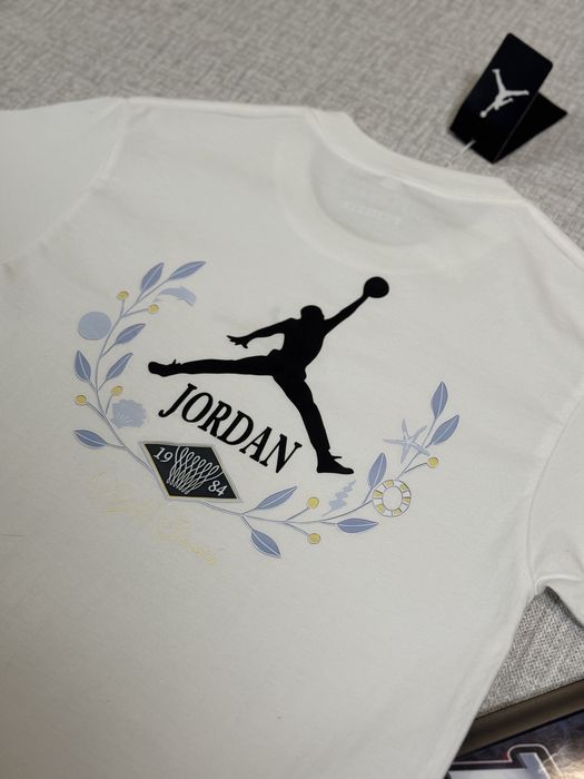 Футболка Jordan розмір S-M