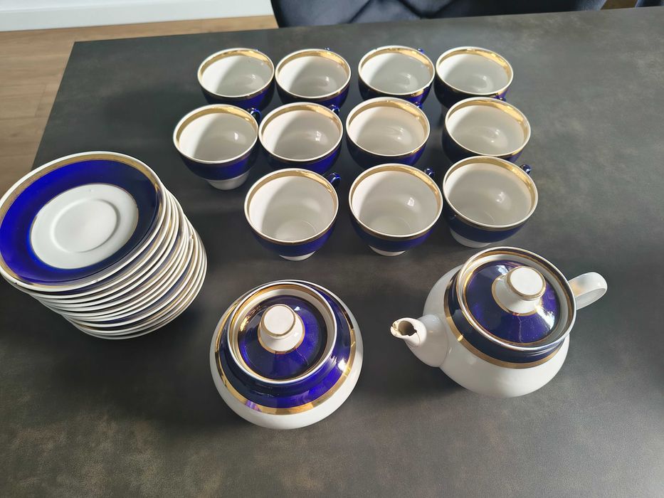 Pozłacana porcelana z PRL-u