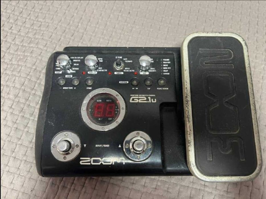 Процесор ефектів для електрогітари ZOOM G2.1u + блок живлення у комплекті