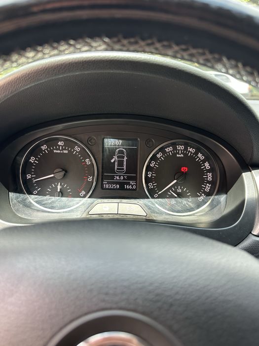 Skoda rapid 2013