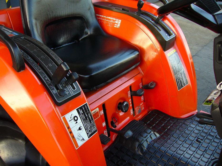 Traktorek Mini Ciągnik Ogrodniczy KUBOTA GT-3 21 KM traktorkiagropl