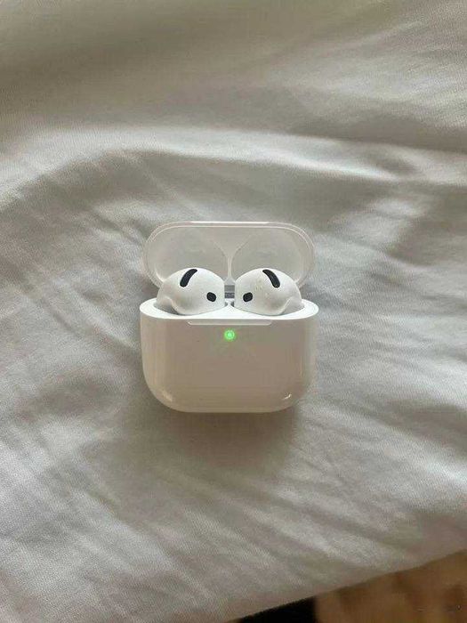Навушники Apple AirPods 4 ANC. Стан нових