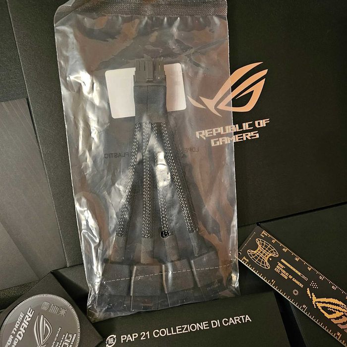 ‼️ Оригінальний перехідник 4x 8-pin 12VHPWR (16-pin) RTX 5090 \ RTX 4090 \ RTX 5080