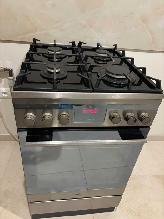 Kuchenka gazowa Amica z elektrycznym piekarnikiem