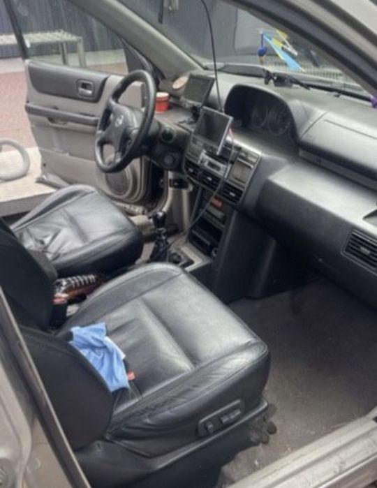Продам nissan x-trail t30 2.2 дизель 2003 року