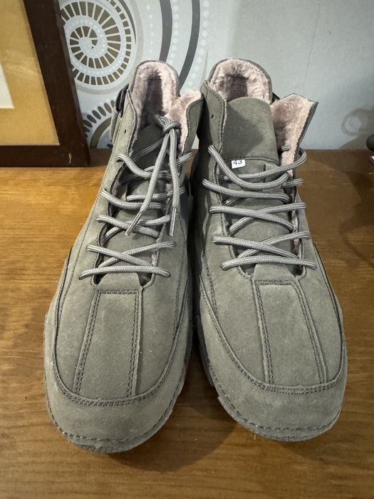 Sapatilha/bota tamanho 43 - novas