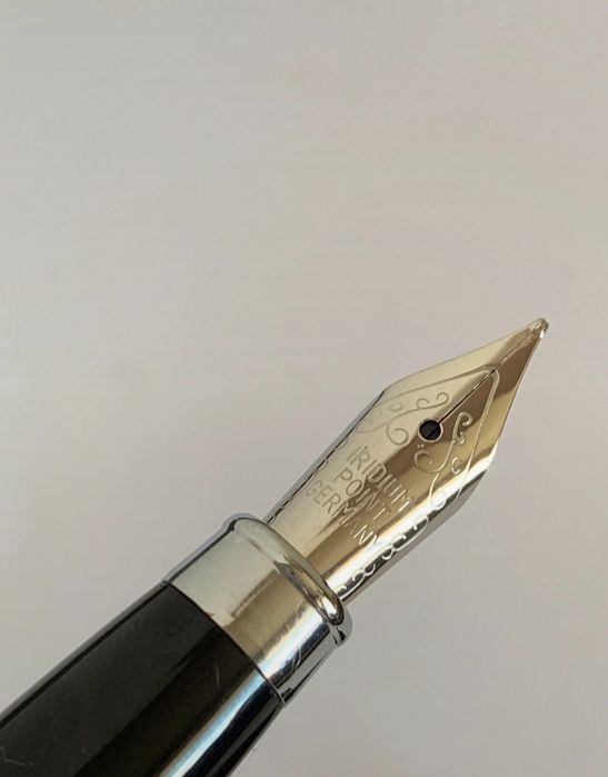 UNGARO cada 20€ são  3 modelos