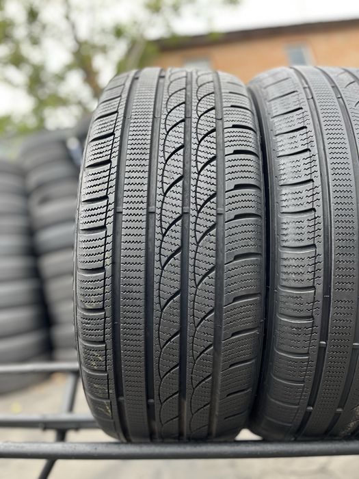 245 45 R19 102V зима Minerva Ice Plus