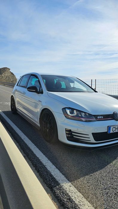 VW Golf 7 GTI 2.0 TSI 220cv DSG – 2014 | 169.000 km