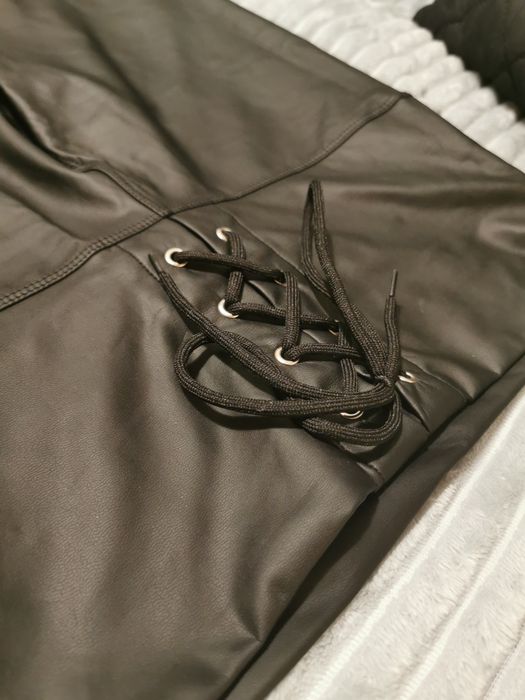 Legginsy ekoskóra LaTeX  xs S 36 -K