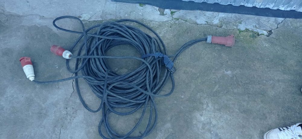 Кабель 3-х фазний