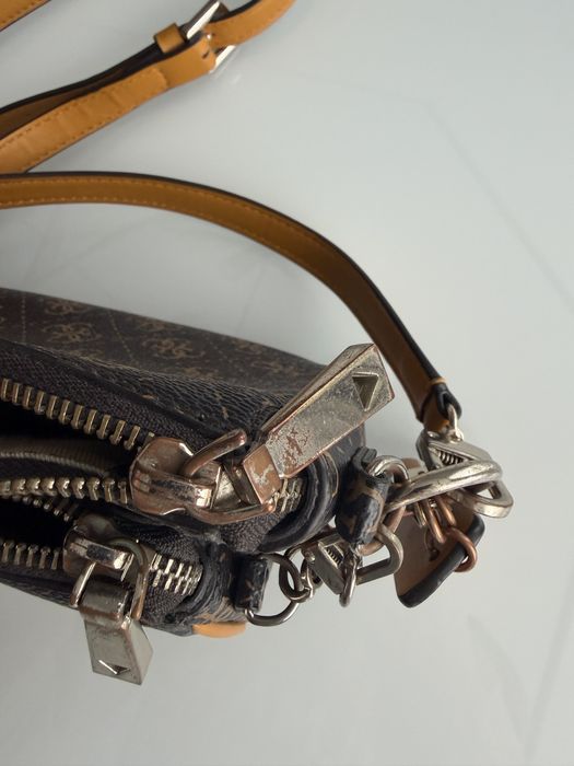 Сумочка  кросбоді Guess